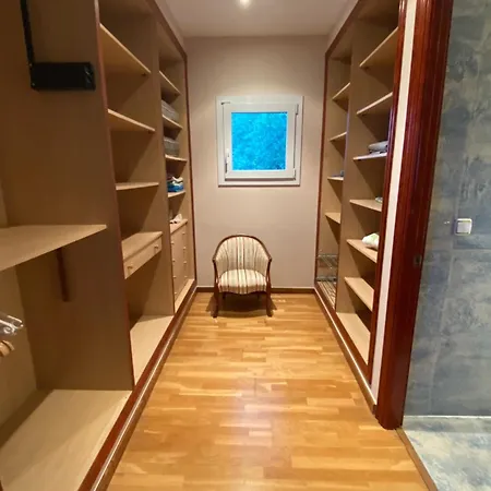 דירה Luxueux Palau Saverdera